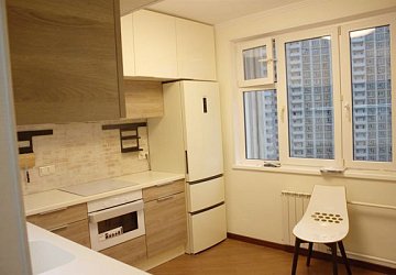 Угловая кухня модерн с порталом Alvic/Пост пластик/МДФ/ЛДСП ИП190501