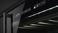 Винный шкаф Smeg CVI638N (фото 2)