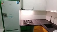 Кухня эмаль с интегрированной ручкой верх RAL9003 / RAL 1033 МС200801 (фото 2)