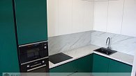 Угловая кухня модерн эмаль/МДФ Gola ручка РЧ200102 (фото 1)