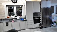 Угловая кухня модерн с островом Леон Бьянка пленка/МДФ РН180602 (фото 4)