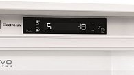 Холодильник Electrolux ENC2813AOW (фото 4)