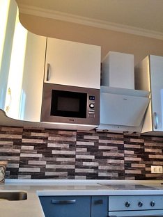 Угловая радиусная кухня хай-тек пластик/МДФ/ЛДСП РН180805