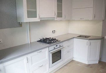 Угловая кухня неоклассика Эйвон эмаль/МДФ РС200202