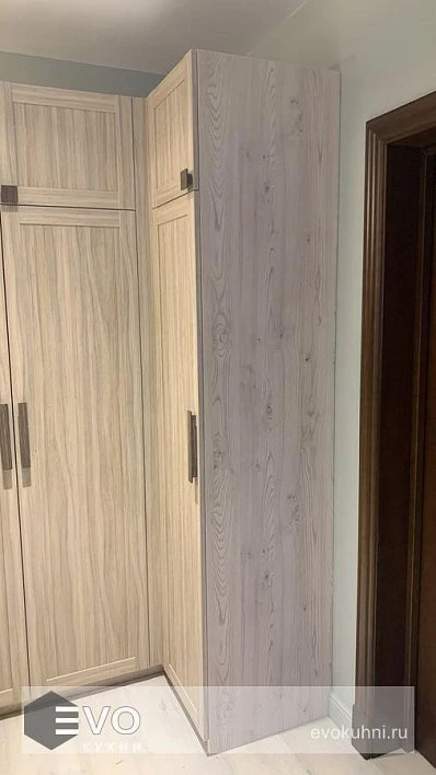 Шкаф угловой МШ210301 (фото 7)