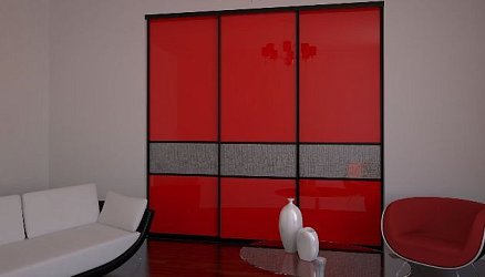 Шкаф-купе 3 двери красное стекло со вставкой