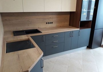 Угловая кухня модерн Феникс пластик/МДФ ИА190103