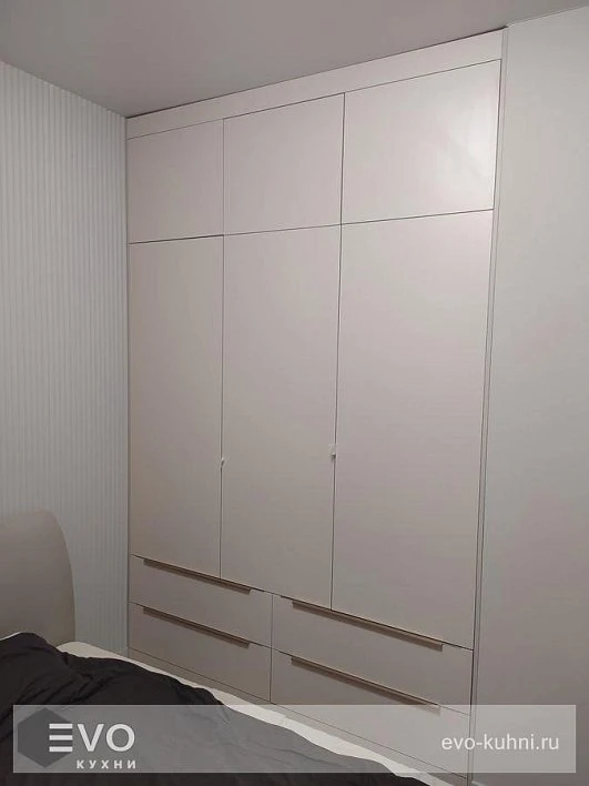 Шкаф и стол ЛЛ230903 (фото 1)