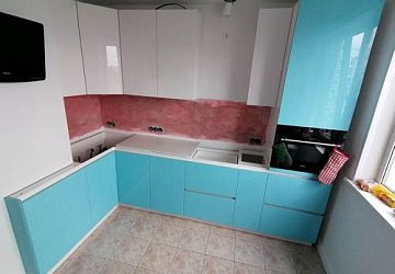 Угловая кухня модерн Lite пластик/МДФ РК200302