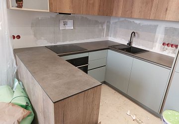 Кухня РЮ220202