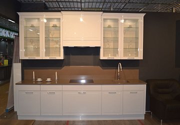 Прямая кухня неоклассика эмаль/МДФ МС191204