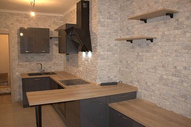 Угловая кухня модерн Formica Шторм пластик/МДФ ЛТ1911021