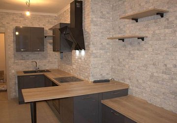 Угловая кухня модерн Formica Шторм пластик/МДФ ЛТ191102