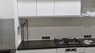 Угловая кухня модерн МДФ эмаль AMZ407 гл / RAL9003 матовая РК200702 (фото 20)