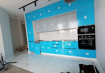 Прямая кухня модерн Акрил/Премиум пластик/МДФ ЛК200301