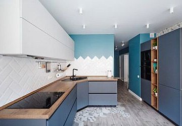 Угловая кухня модерн с порталом Феникс Grigio пластик/МДФ ИТ190407