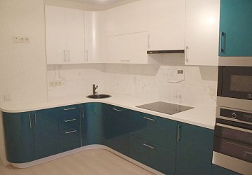 Угловая радиусная кухня хай-тек Adelkreis пластик/МДФ РБ190501