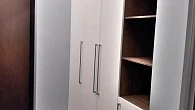 Шкафы в прихожую, распашные белые глянцевые (фото 1)