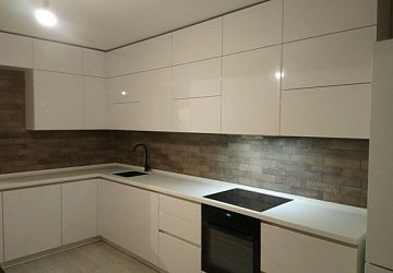 Угловая кухня модерн Ral эмаль/МДФ ИФ190502