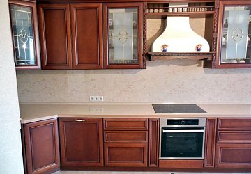 Угловая кухня классика Массив ольхи РЯ180811