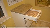 Угловая кухня прованс с угловым шкафчиком Массив ясеня с золотой патиной (фото 7)